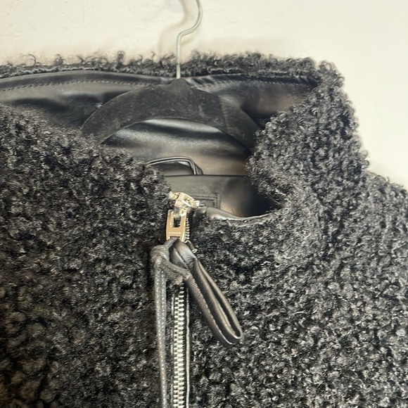 Blank NYC | Faux Shearling with Faux Leather Trim Bomber Jacket Size XL NWT - Picture 9 of 9